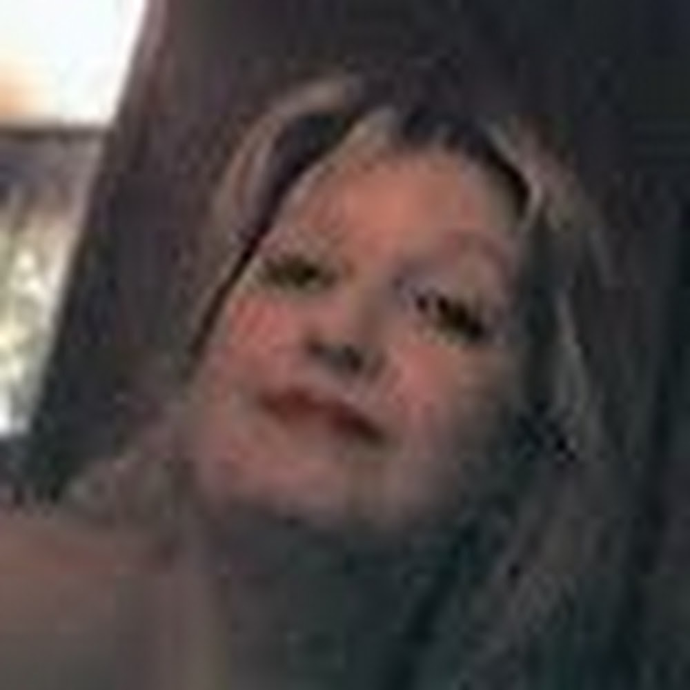 Meet your Posher, Andrea s